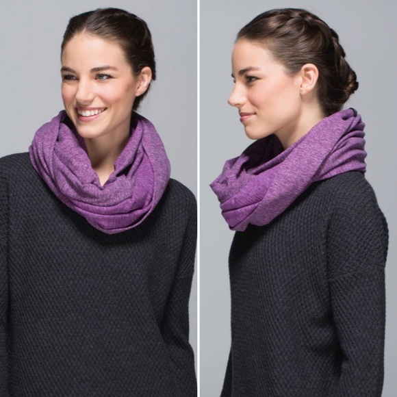 lululemon athletica Accessories - Vintage Lululemon Vinyasa Scarf. Pique. Ultraviolet Black.